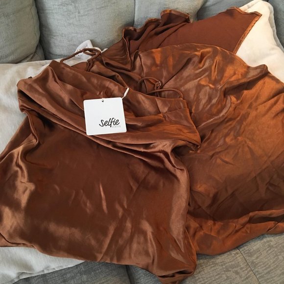 NWT SELFIE LESLIE WELL VERSED Pleated Bust Chocolate Satin Front Slit Dress - Picture 2 of 7